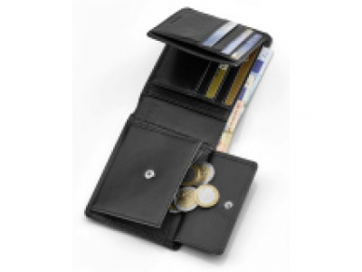Кожаный кошелек Mercedes-Benz AMG Wallet, Black Lambskin, Restyle, артикул B66953227 от Mercedes Кожаный кошелек Mercedes-Benz AMG Wallet, Black Lambskin, Restyle, артикул B66953227