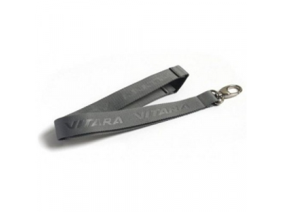 Шнурок с карабином Suzuki Vitara Lanyard Grey, артикул 990F0VTLY1000 от Suzuki Шнурок с карабином Suzuki Vitara Lanyard Grey, артикул 990F0VTLY1000
